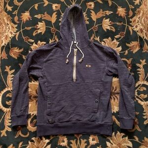 OAKLEY HALF ZIP SMALL "O" LOGO LONG SLEEVE NAVY BLUE REGULAR FIT HOODIE Y2K